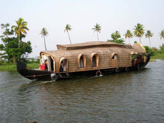 house boats in kerala